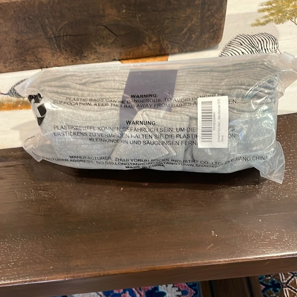 8 pair of JORMATT NIB Corron socks - Picture 3 of 5